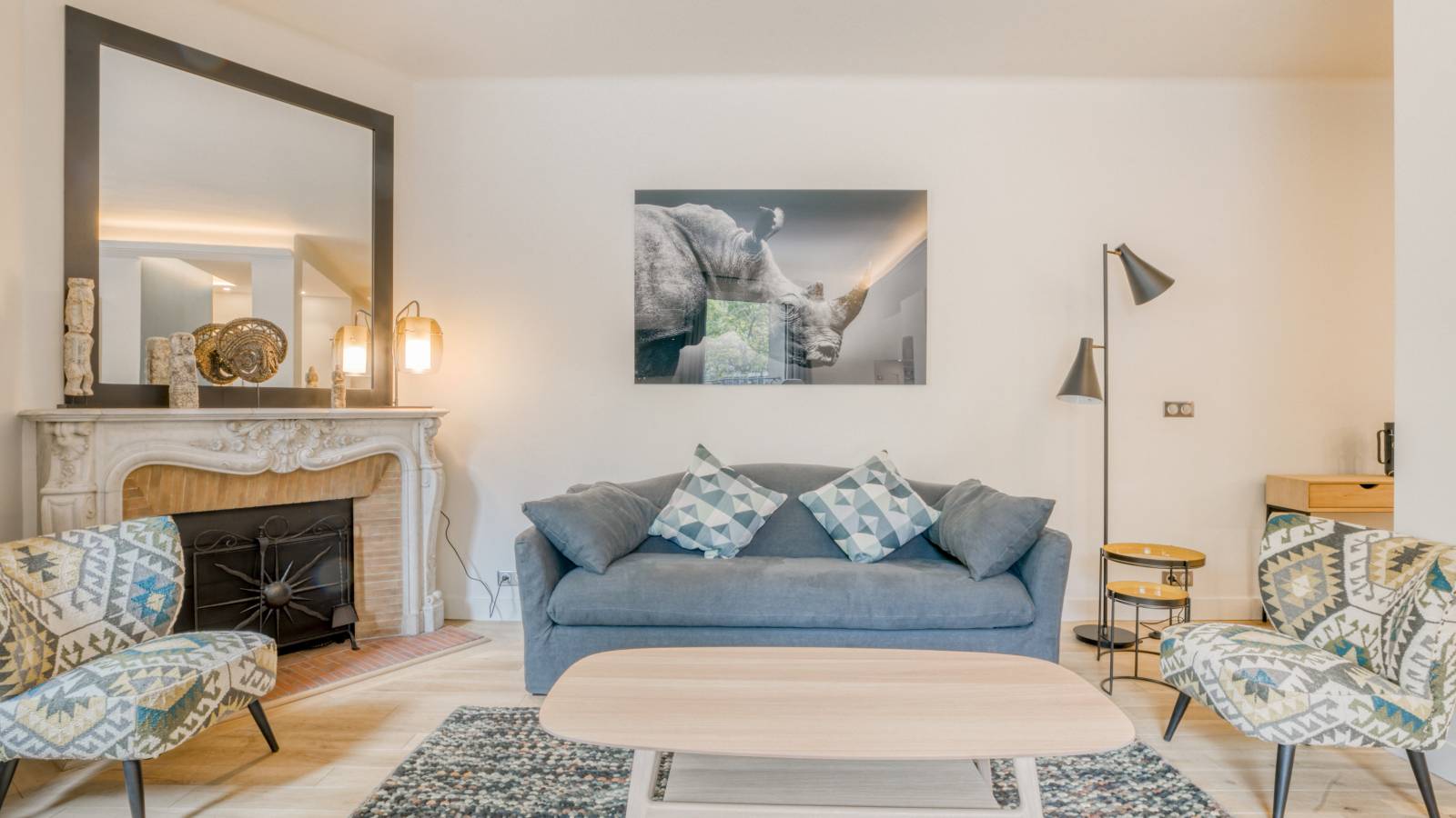 Paris 16 Metro yakınındaki Kiralık güzel 2 yatak odalı daire Ev Paris