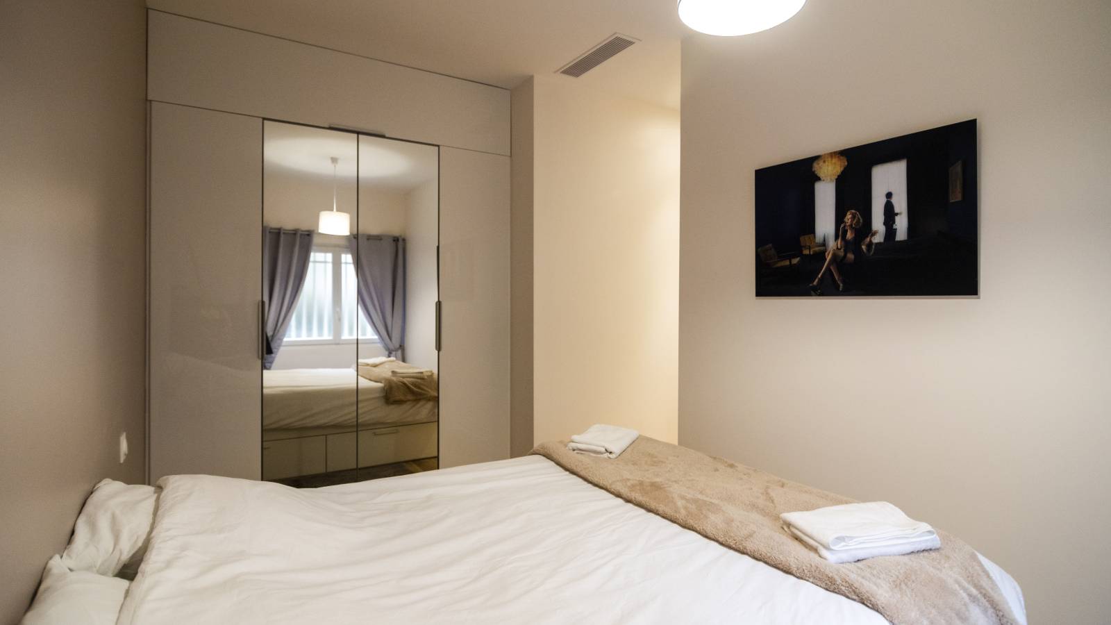 Paris�te kiralık 3 yatak odalı daire Ev Paris