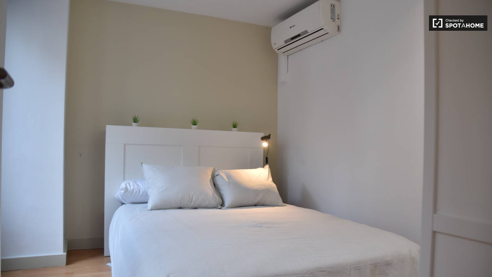 Apartamento de 2 dormitorios en alquiler en Valencia (ref: 477163