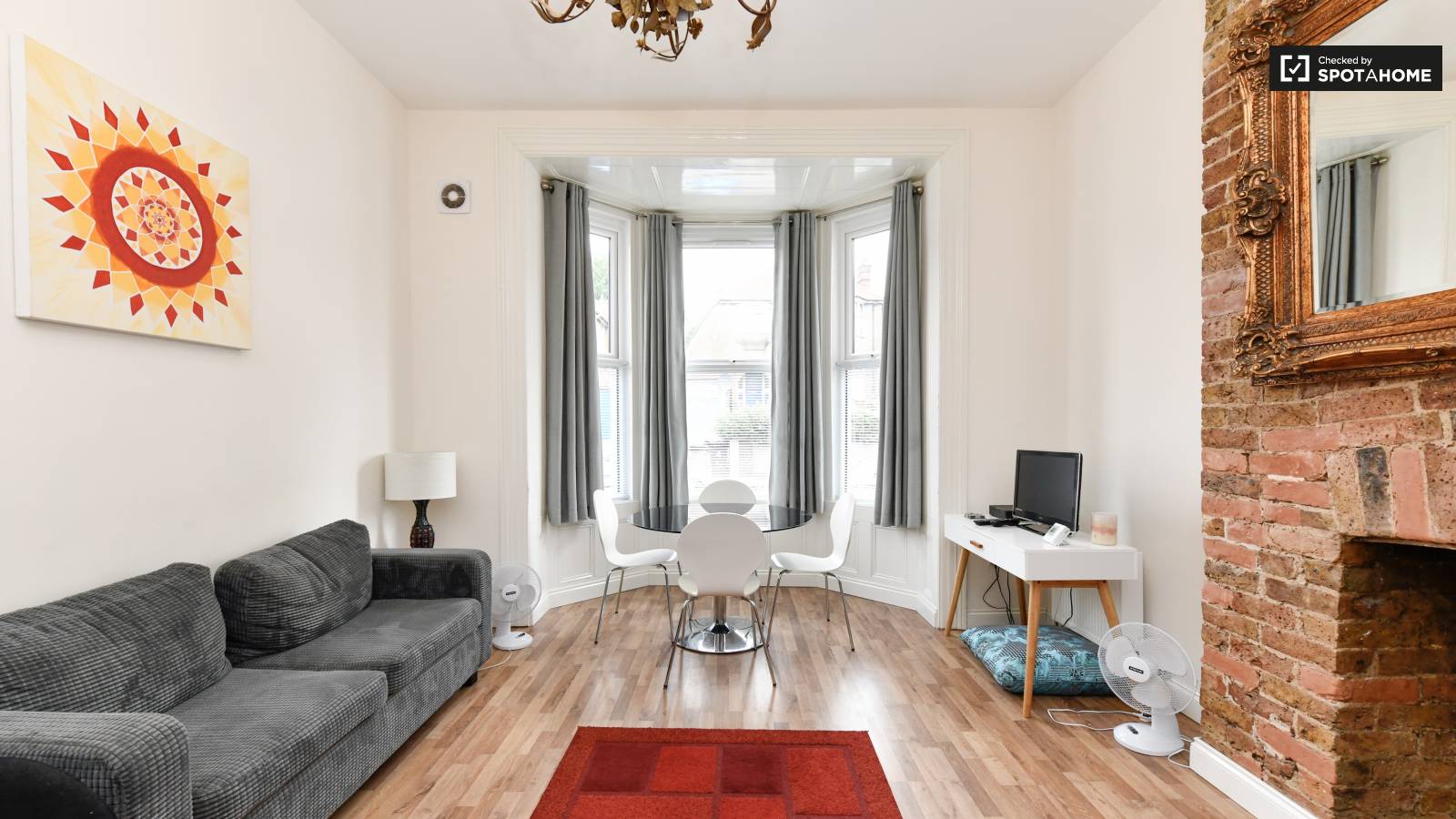 Stylish 2 bedroom Apartment To Rent In Lewisham London ref 254170 Spotahome