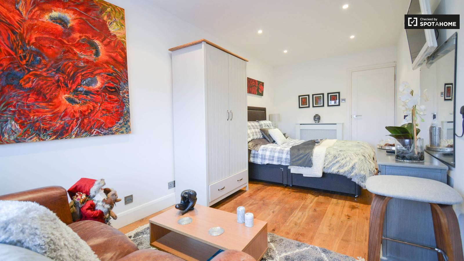 Semiindependent studio to rent in Richmond, London (ref 275635