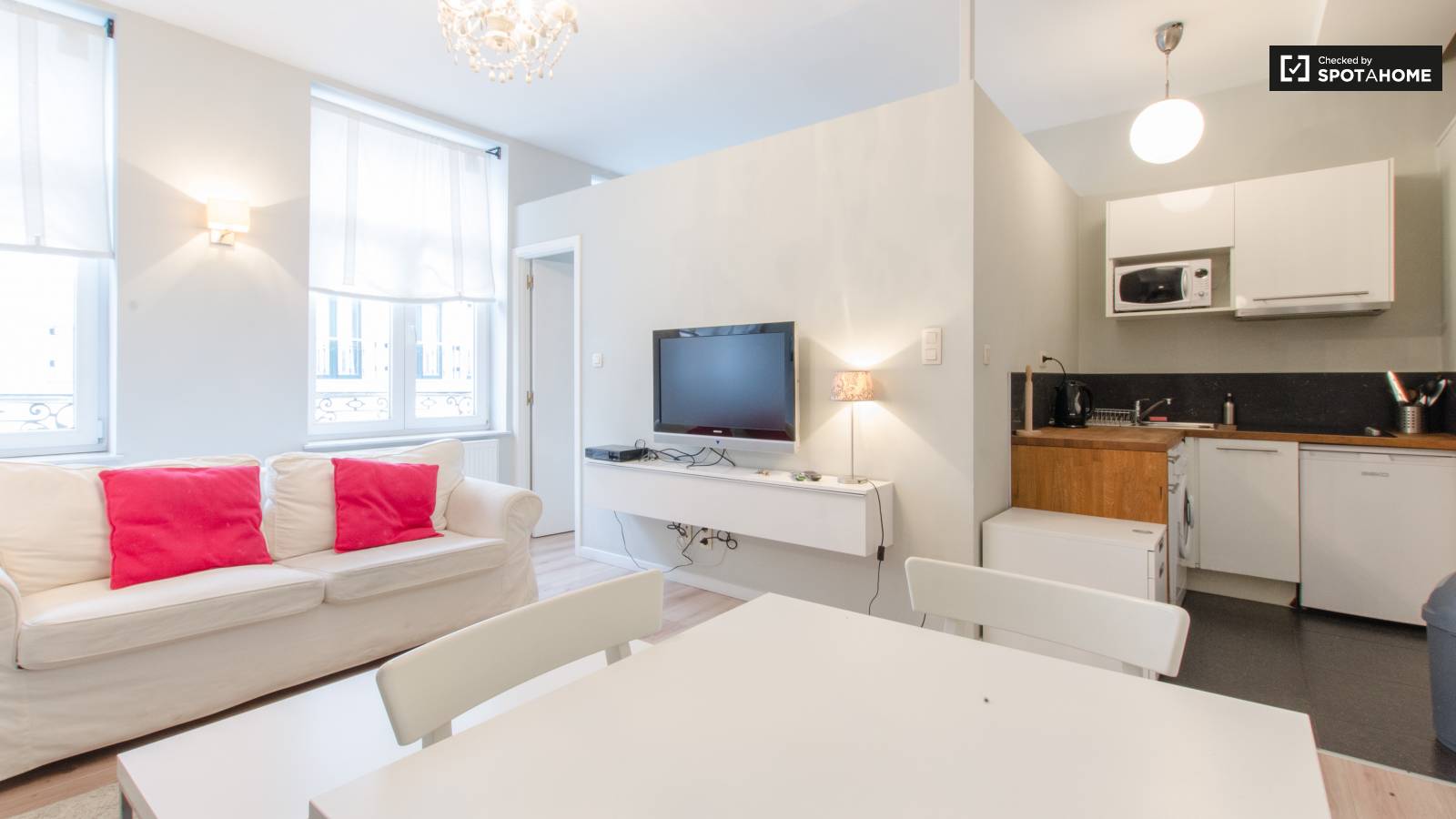 Bright 1bedroom apartment for rent, European area, Brussels (ref