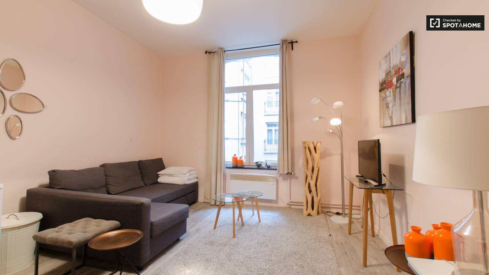 Studio confortable à louer à Bruxelles centre ville (ref 140215