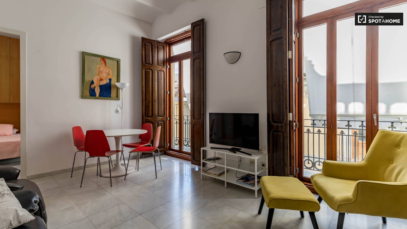 Apartamento de 3 dormitorios en alquiler en Ciutat Vella, Valencia (ref