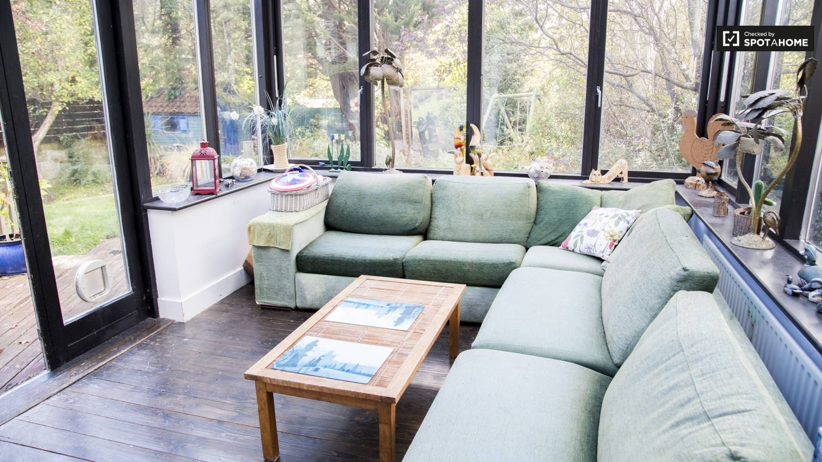 Studio Apartment in 4bedroom house in Dundrum, Dublin (ref 265811