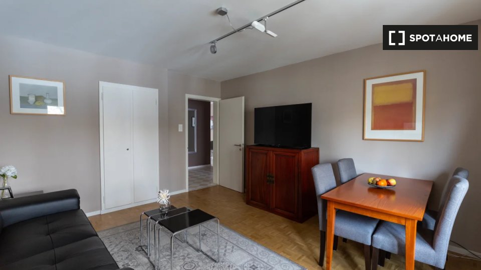 Cozy 1 bedroom apartment in Zurich, Mühlebach (ref 928527) Spotahome