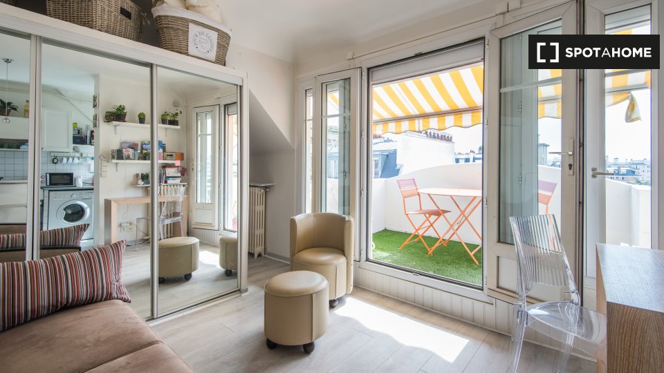 Studio apartment for rent in the 15th arrondissement, Paris (ref