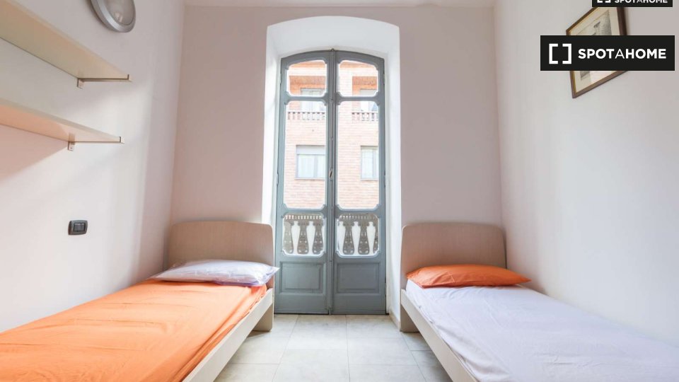 Studio apartment for rent in City Center, Turin (ref 637645) Spotahome