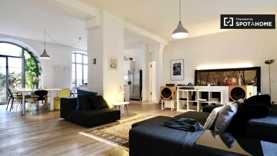 Spacious 3bedroom apartment for rent in Kreuzberg, Berlin (ref 212765