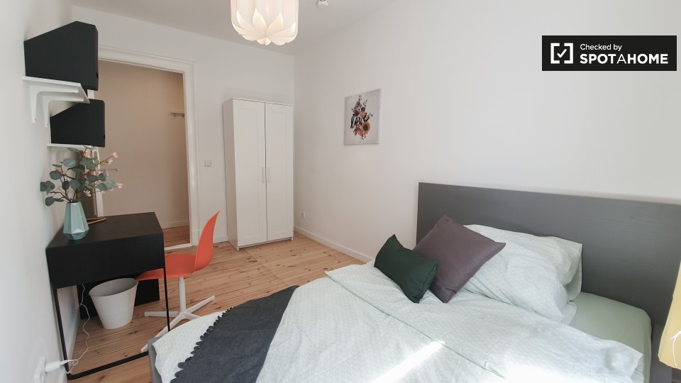 Rooms for rent in apartment with 3 bedrooms in Berlin (ref 597425) Spotahome