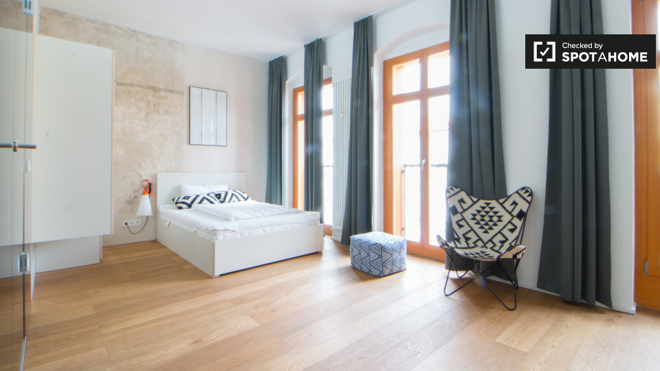 Bright studio apartment for rent in Friedrichshain, Berlin (ref 127575) Spotahome