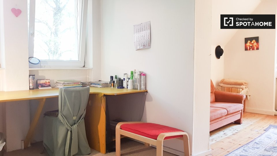 Zimmer zu vermieten in einer Wohnung mit 6 Schlafzimmern (ref: 160735