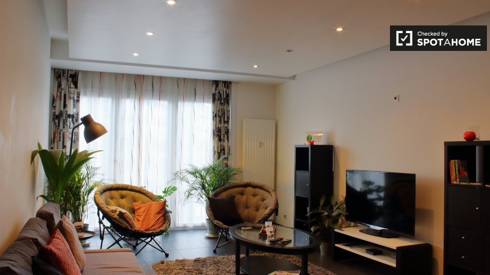 Urban 2bedroom apartment for rent in Etterbeek, Brussels (ref 281841