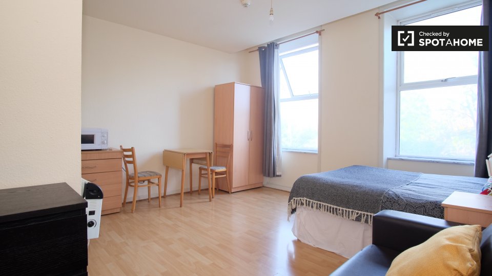 Studio Apartment for rent in Kilburn, London (ref 382094) Spotahome