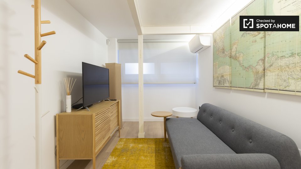 Moderno apartamento de 1 dormitorio en alquiler en Carabanchel, Madrid