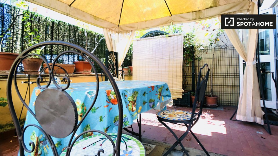 Studio apartment for rent in Parioli, Rome (ref 227512) Spotahome