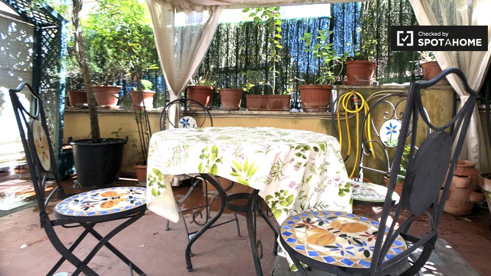 Studio apartment for rent in Parioli, Rome (ref 226565) Spotahome