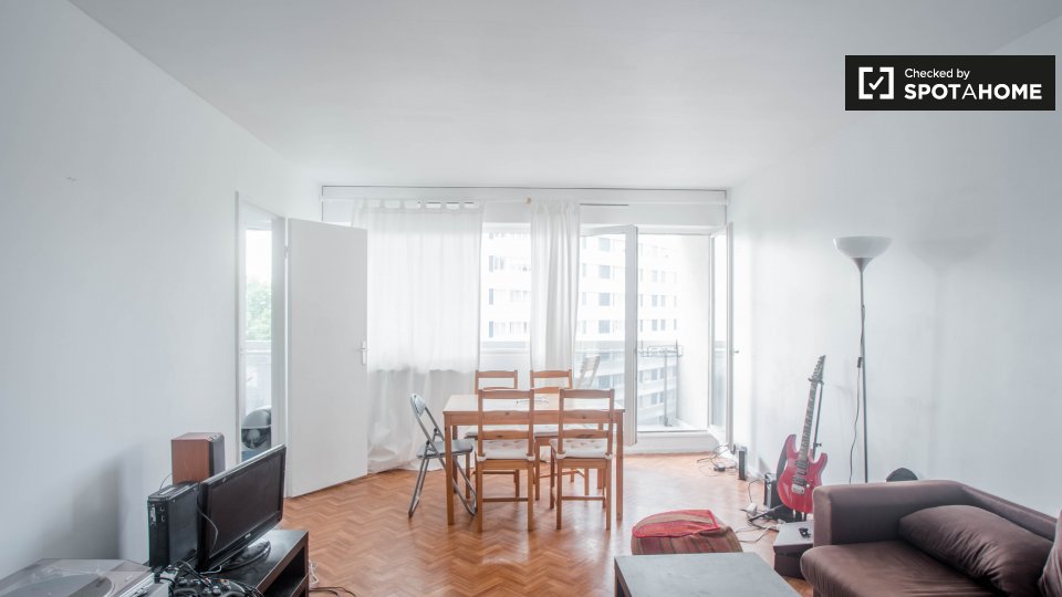 3bedroom apartment with balcony for rent in Malakoff, Paris (ref