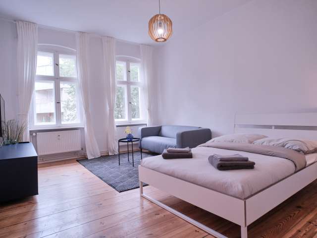 Studio-Wohnung zur Miete in Neukölln, Berlin