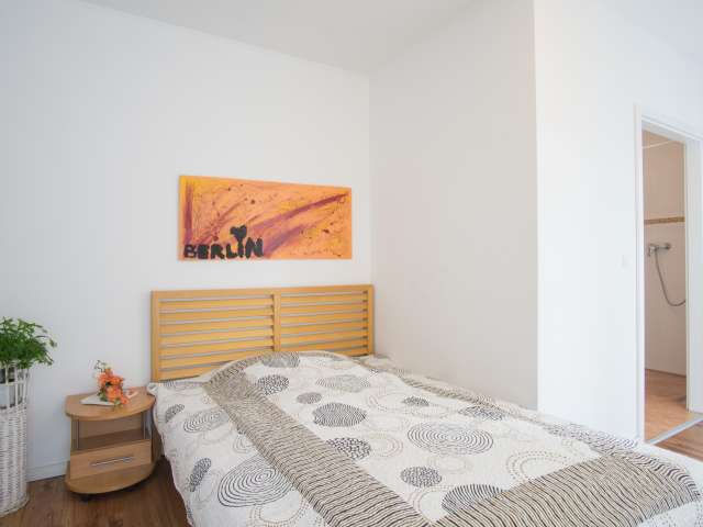 Möbliertes Zimmer in 3-Zimmer-Wohnung in Pankow, Berlin