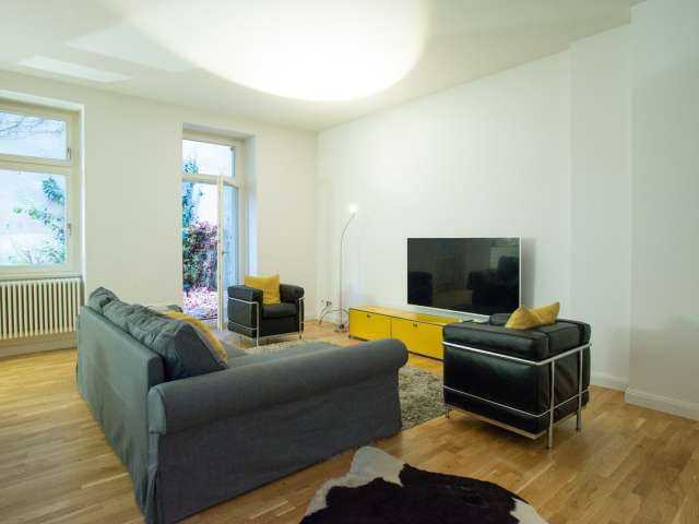 Trendige Wohnung mit 1 Schlafzimmer in Moabit, Berlin zu vermieten