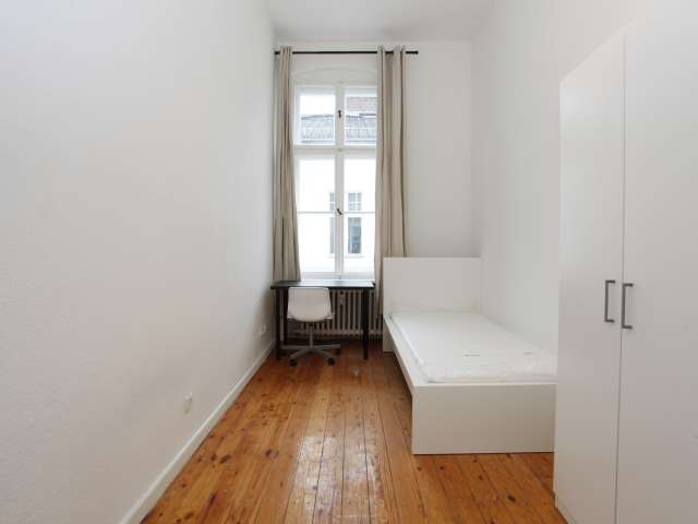 Helles Zimmer zur Miete in 3-Zimmer-Wohnung in Mitte, Berlin