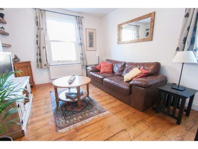 1 bedroom apartment to rent in Battersea