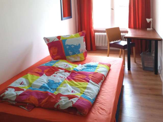 Schönes Zimmer zu vermieten in Moabit, Berlin