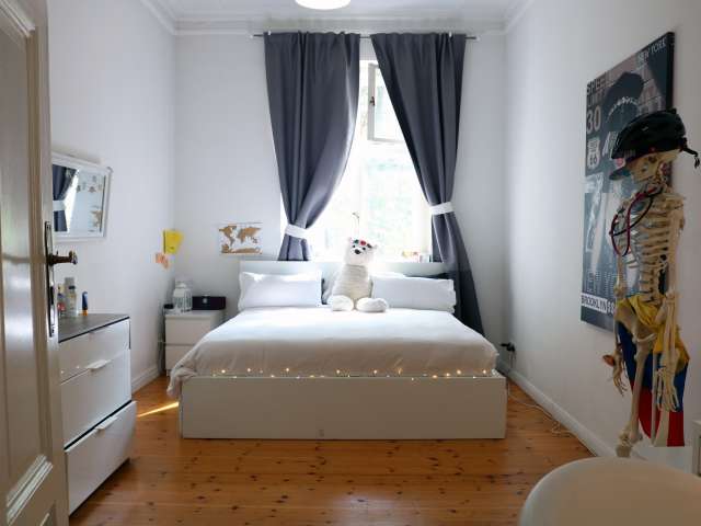 Helles Zimmer in 2-Zimmer-Wohnung Schöneberg, Berlin