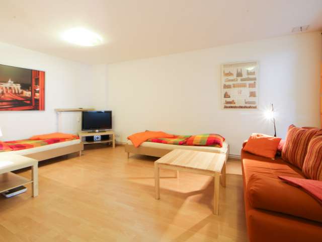 Einzimmerwohnung mit Garten zu vermieten in Pankow, Berlin