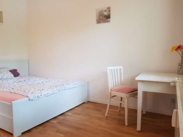 Zimmer zu vermieten in 3-Zimmer-Wohnung in Steglitz