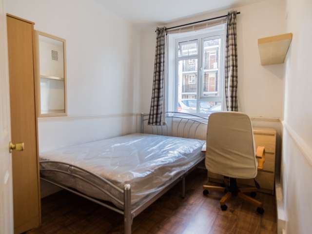 Room in 4-bedroom flatshare in Hammersmith & Fulham, London