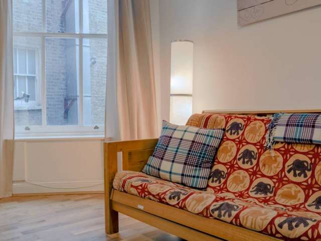 Charmng 2-bedroom flat to rent in Lambeth, London