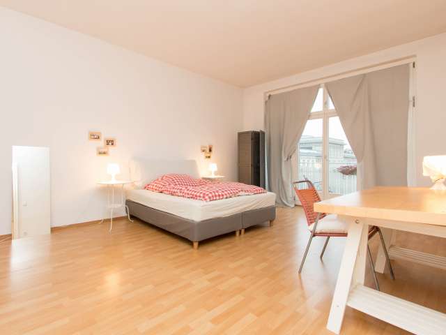 Geräumige Wohnung mit 1 Schlafzimmer in Berlin zu vermieten