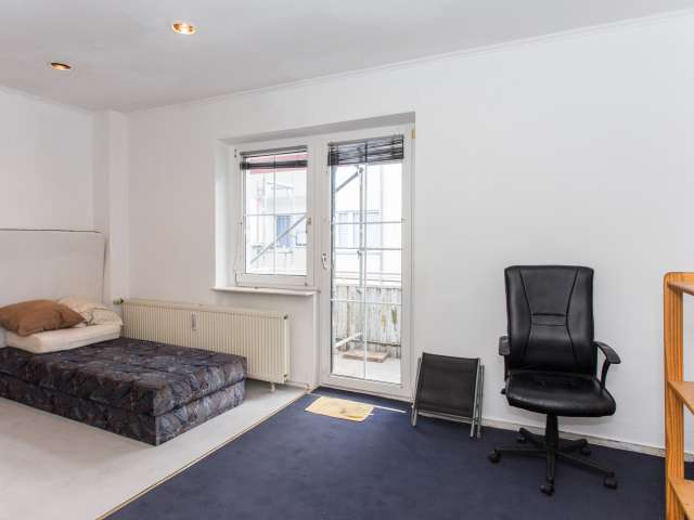 Wohnung mit 1 Schlafzimmer zur Miete in Moabit, Berlin