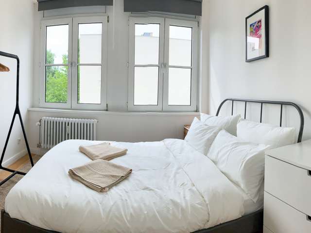 Zimmer zu vermieten in Wohnung mit 5 Schlafzimmern in Kreuzberg