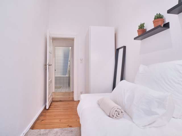 Zimmer zu vermieten in 5-Zimmer-Wohnung in Schöneberg