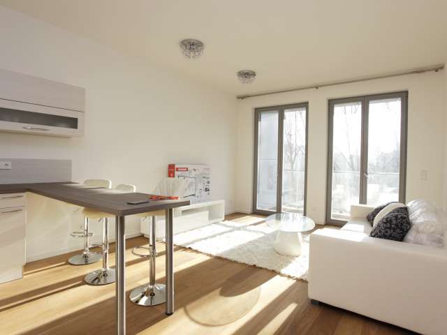 2-Zimmer-Wohnung mit Balkon zu vermieten in Mitte, Berlin