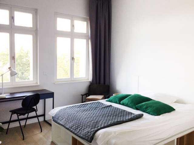 Zimmer zu vermieten in 3-Zimmerwohnung in Gesundbrunnen