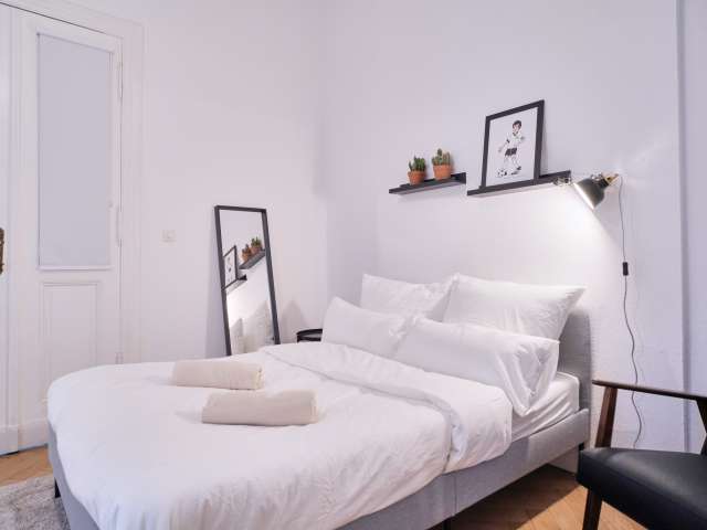 Zimmer zu vermieten in 5-Zimmer-Wohnung in Schöneberg