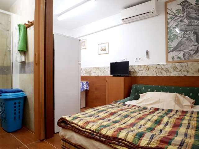 Studio for rent in L'Hospitalet de Llobregat, Barcelona