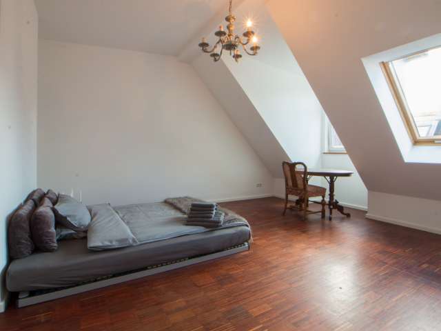 Zimmer zu vermieten in 4-Zimmer-Wohnung