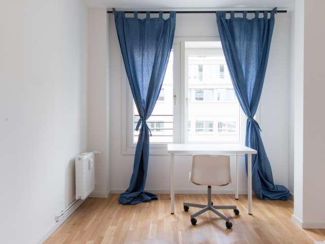 Zimmer zu vermieten in 8-Zimmer-Wohnung in Mitte, Berlin