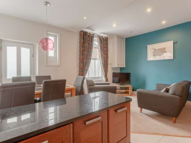 Exceptional 2-bedroom flat to rent in Clapham, London