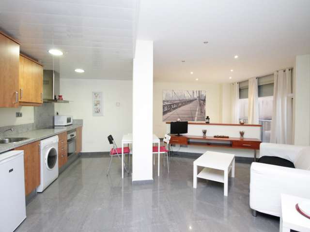 Charming studio apartment for rent in El Raval, Barcelona