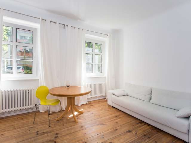 Wohnung mit 2 Schlafzimmern zur Miete in Charlottenburg, Berlin