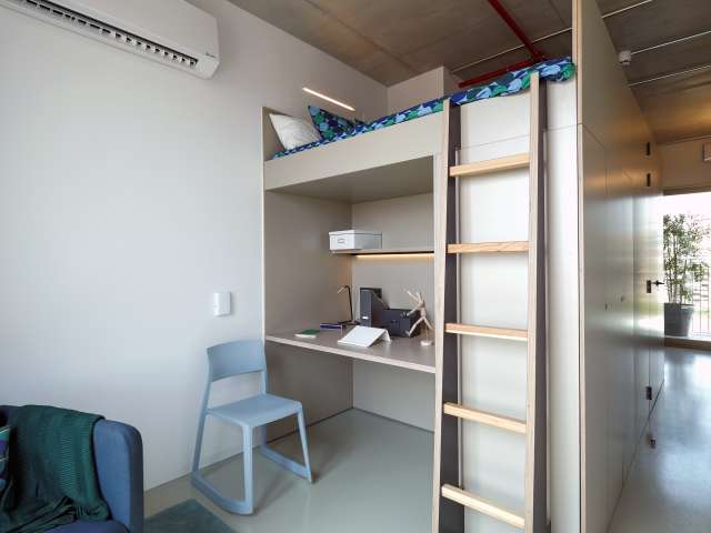 Modern studio apartment for rent in Poblenou, Barcelona