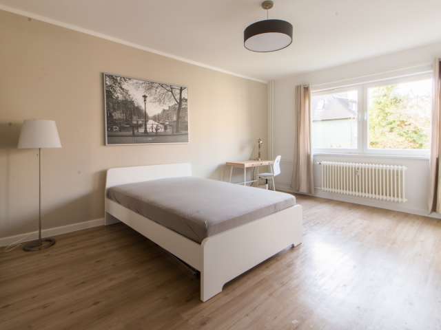 Geräumiges WG-Zimmer in Steglitz, Berlin