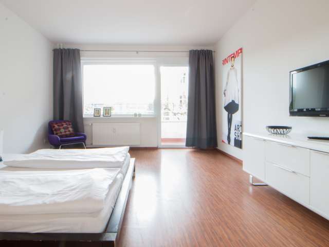 Außenraum in 2-Zimmer-Wohnung in Mitte, Berlin