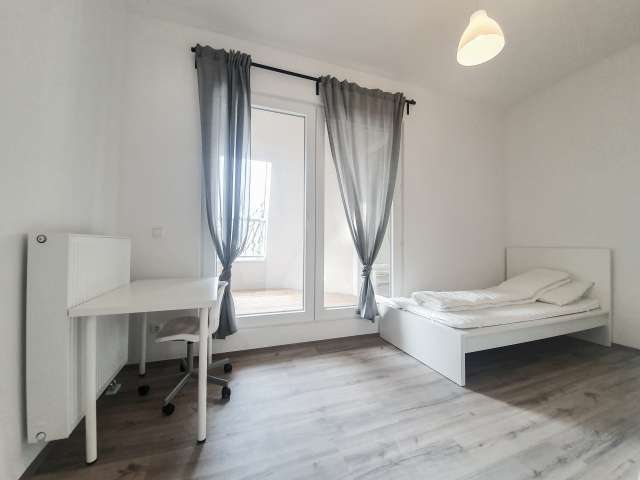 Geräumiges Zimmer zur Miete in Reuterkiez, Berlin